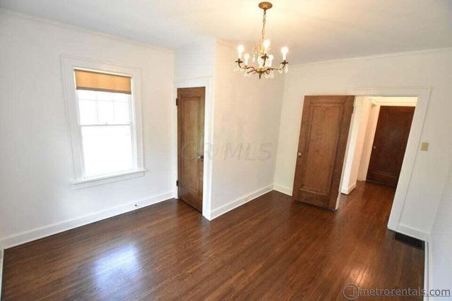 445 Oakland Park Avenue, Columbus, OH 43214