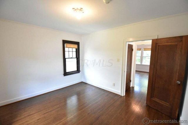 445 Oakland Park Avenue, Columbus, OH 43214