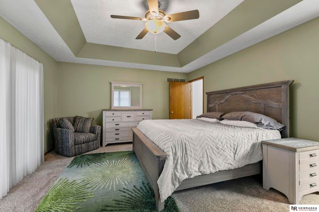 1325 N 8th Street, Seward, NE 68434