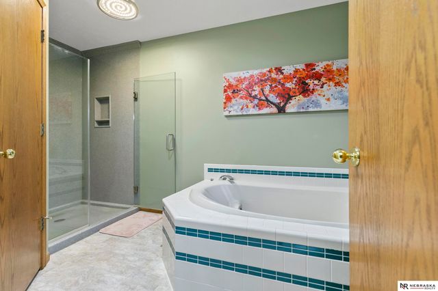 1325 N 8th Street, Seward, NE 68434