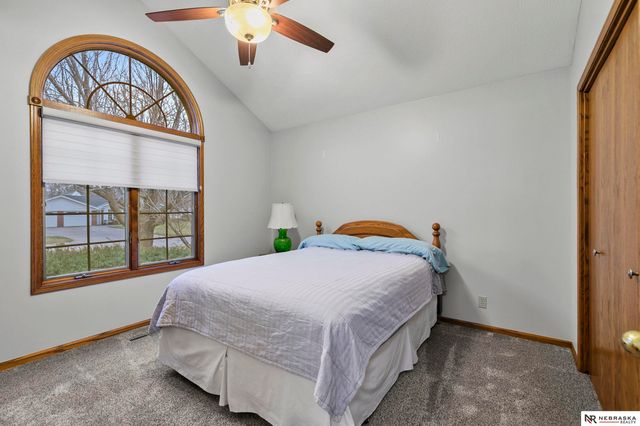 1325 N 8th Street, Seward, NE 68434