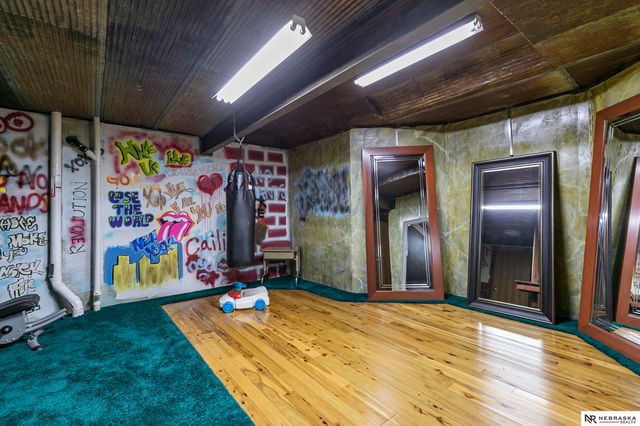 1325 N 8th Street, Seward, NE 68434