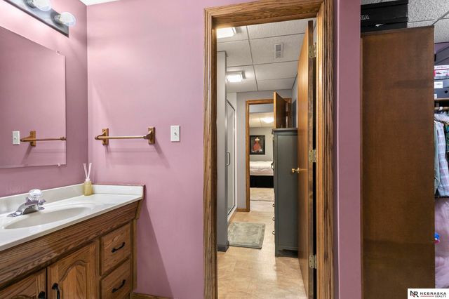 1325 N 8th Street, Seward, NE 68434