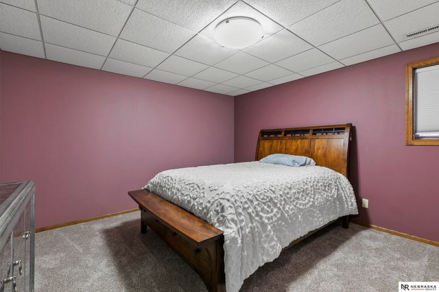 1325 N 8th Street, Seward, NE 68434