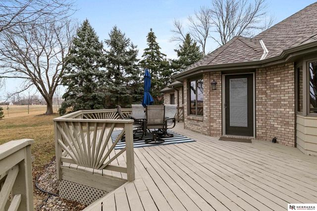 1325 N 8th Street, Seward, NE 68434