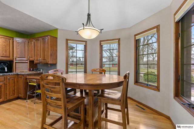 1325 N 8th Street, Seward, NE 68434