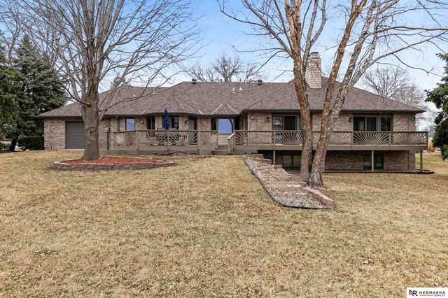 1325 N 8th Street, Seward, NE 68434
