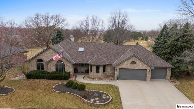 1325 N 8th Street, Seward, NE 68434