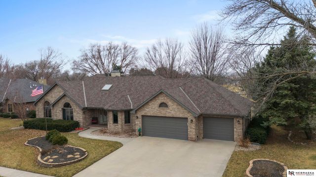 1325 N 8th Street, Seward, NE 68434