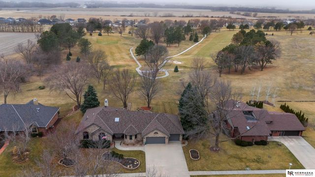 1325 N 8th Street, Seward, NE 68434