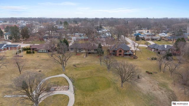 1325 N 8th Street, Seward, NE 68434