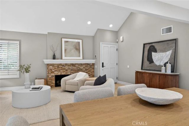 969 Azalea Drive, Costa Mesa, CA 92626