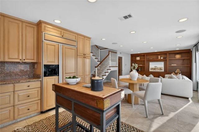 969 Azalea Drive, Costa Mesa, CA 92626