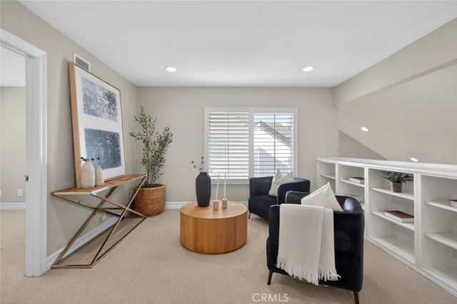 969 Azalea Drive, Costa Mesa, CA 92626