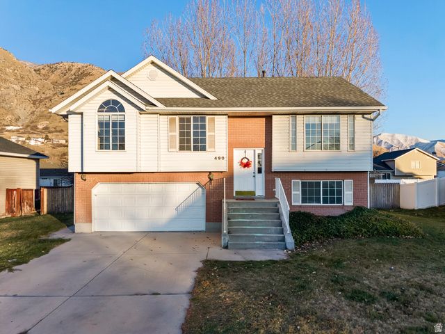 490 N 400 E, Springville, UT 84663
