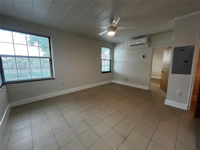 844 5TH AVENUE S 11, St Petersburg, FL 33701