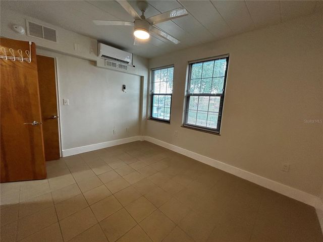 844 5TH AVENUE S 11, St Petersburg, FL 33701