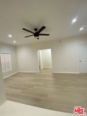 814 S Hobart Boulevard 203, Los Angeles, CA 90005