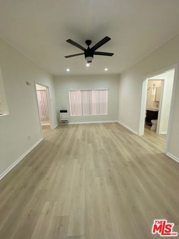 814 S Hobart Boulevard 203, Los Angeles, CA 90005