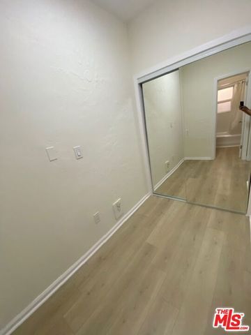 814 S Hobart Boulevard 203, Los Angeles, CA 90005