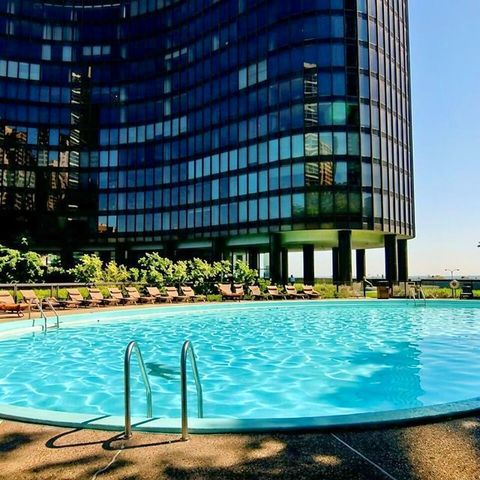 505 N Lake Shore Drive 1605, Chicago, IL 60611