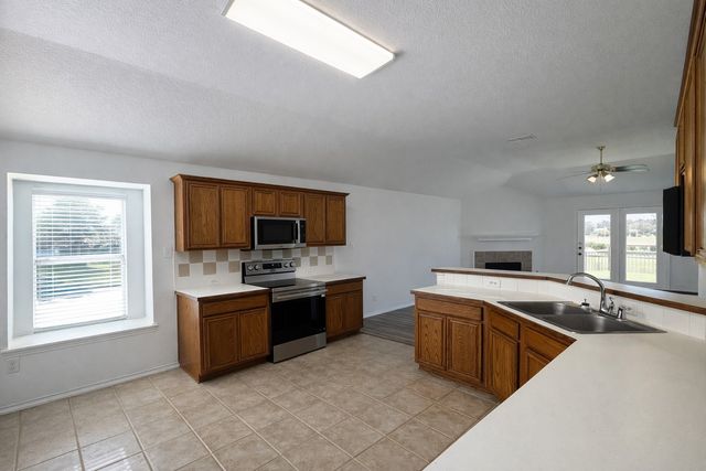 5132 Persimmon Court, Fort Worth, TX 76244