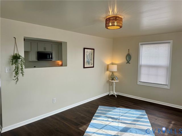 7279 Howerton Rd, Dunnsville, VA 22454