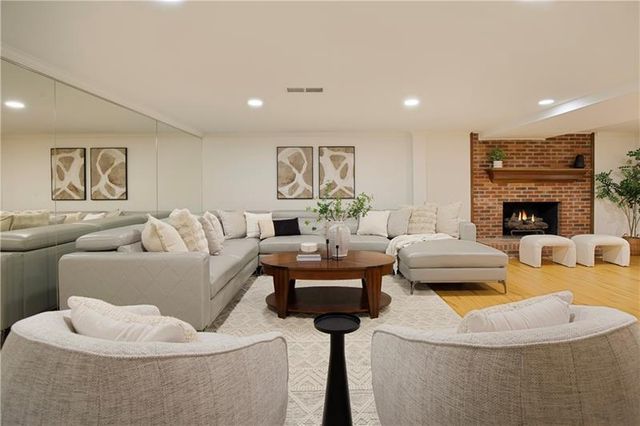 2935 Coles Way, Atlanta, GA 30350