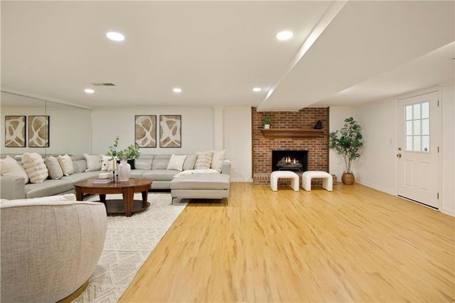 2935 Coles Way, Atlanta, GA 30350