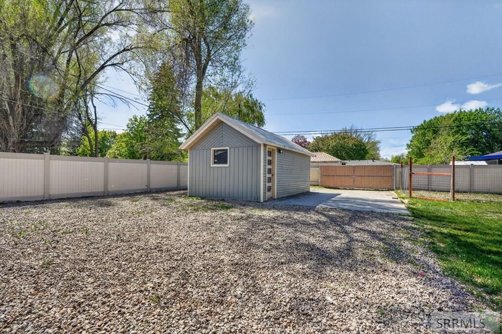 Image 25 of property listing at 669 University Avenue, Blackfoot, ID 83221