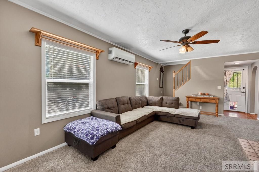 Image 3 of property listing at 669 University Avenue, Blackfoot, ID 83221