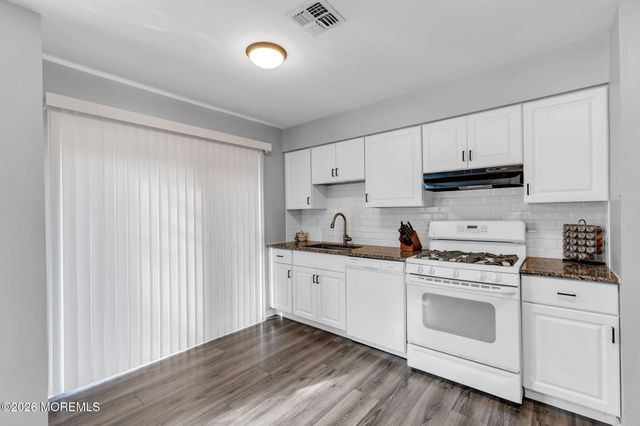 127 Driftwood Lane, Lanoka Harbor, NJ 08734