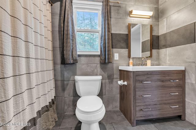 127 Driftwood Lane, Lanoka Harbor, NJ 08734