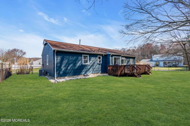 127 Driftwood Lane, Lanoka Harbor, NJ 08734