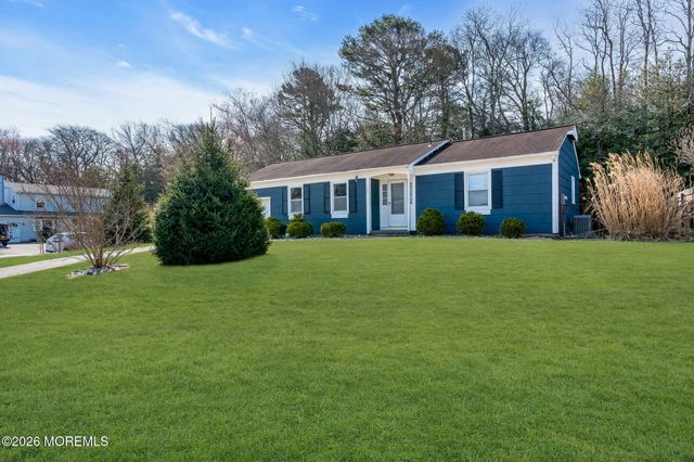 127 Driftwood Lane, Lanoka Harbor, NJ 08734