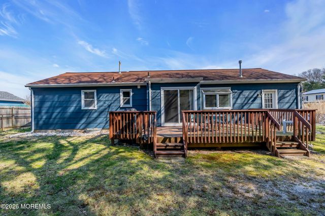 127 Driftwood Lane, Lanoka Harbor, NJ 08734
