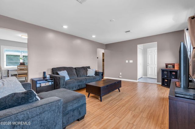 127 Driftwood Lane, Lanoka Harbor, NJ 08734
