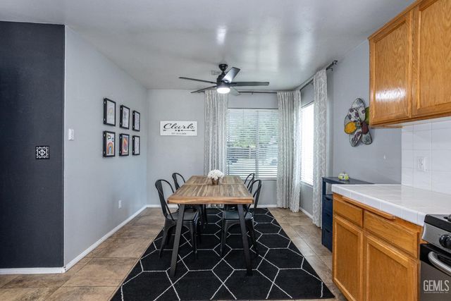 3622 Azure Drive, Bakersfield, CA 93312