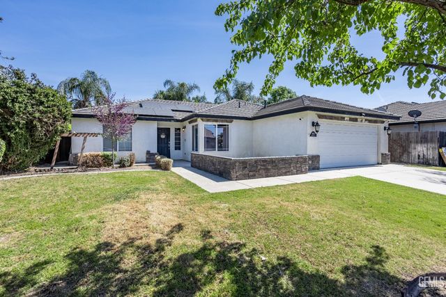 3622 Azure Drive, Bakersfield, CA 93312