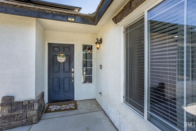 3622 Azure Drive, Bakersfield, CA 93312