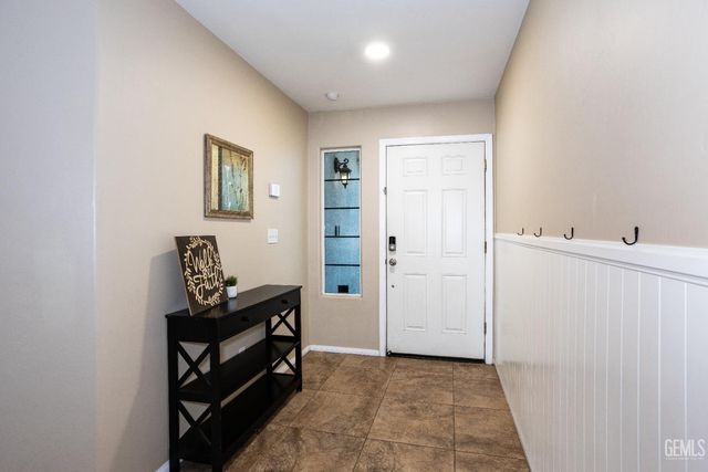 3622 Azure Drive, Bakersfield, CA 93312