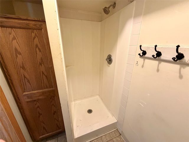 2007 Spring Street, Grinnell, IA 50112
