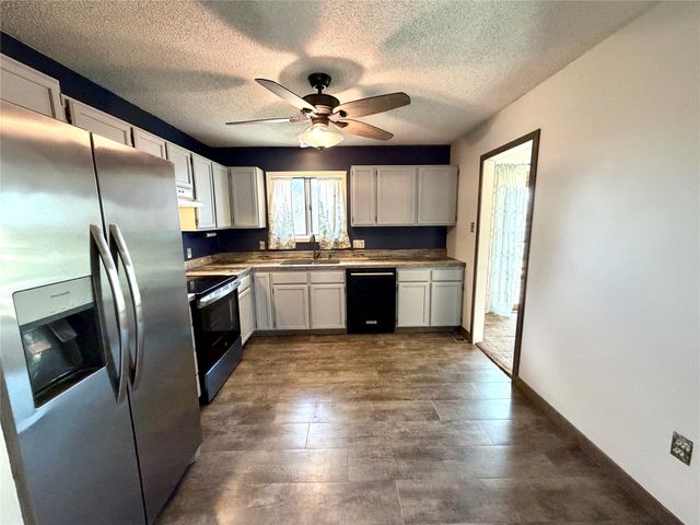 2007 Spring Street, Grinnell, IA 50112
