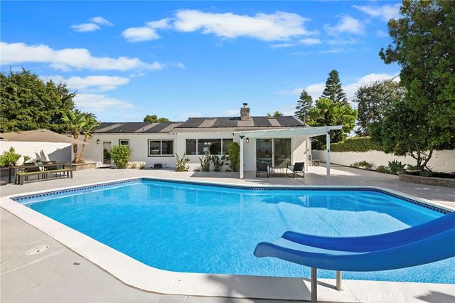 629 Maple Avenue, Brea, CA 92821