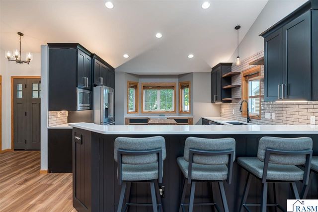 105 Jade Court, Mankato, MN 56001