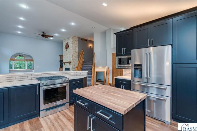 105 Jade Court, Mankato, MN 56001