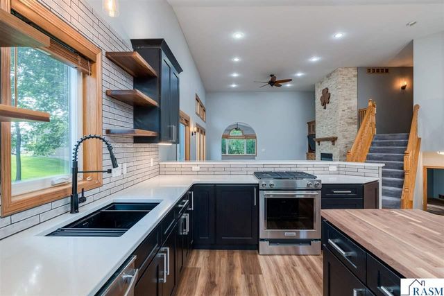 105 Jade Court, Mankato, MN 56001
