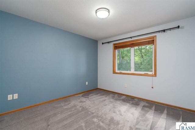 105 Jade Court, Mankato, MN 56001