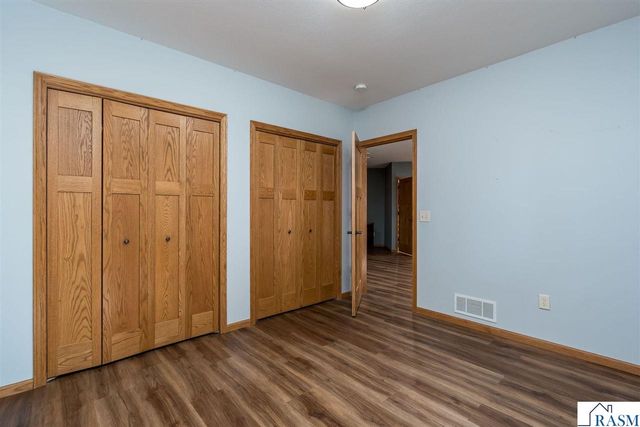 105 Jade Court, Mankato, MN 56001