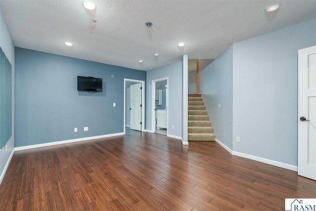 105 Jade Court, Mankato, MN 56001